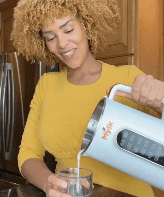GreenMylk výrobník rostlinného mléka